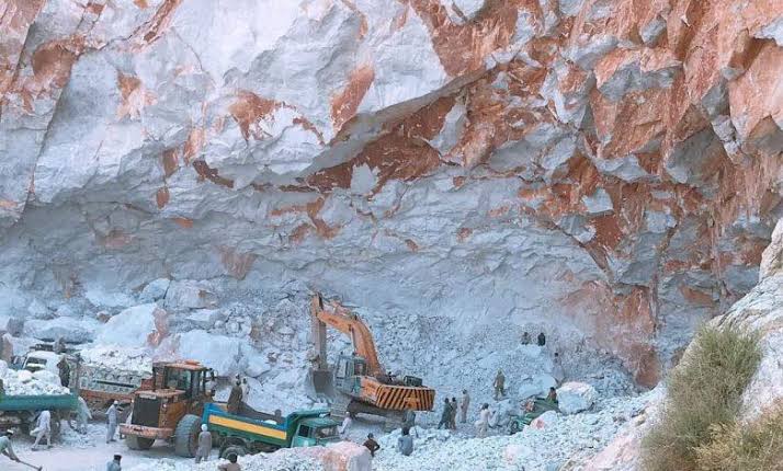 PTI Internal Committee Slams Mines and Minerals Act