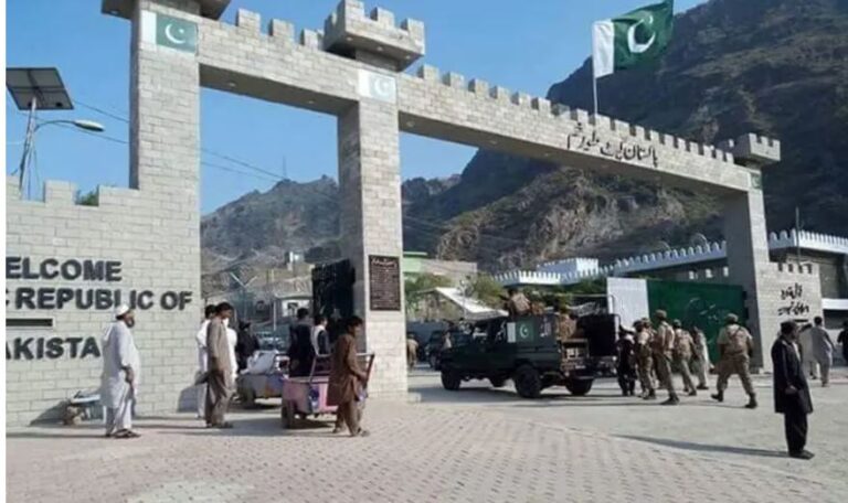 Pakistan Reopens Torkham Border for Afghan Refugees