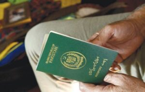 Over 250,000 Pakistanis Migrate Abroad for Better Jobs in Early 2026