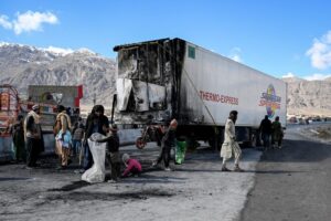 Militancy in Balochistan forces traders strike after cargo vehicles burned on Quetta-Taftan highway route 2026