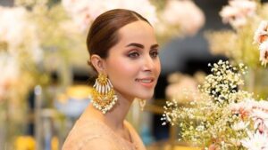 Nimra Khan Performs Umrah with Husband Following Recent Wedding